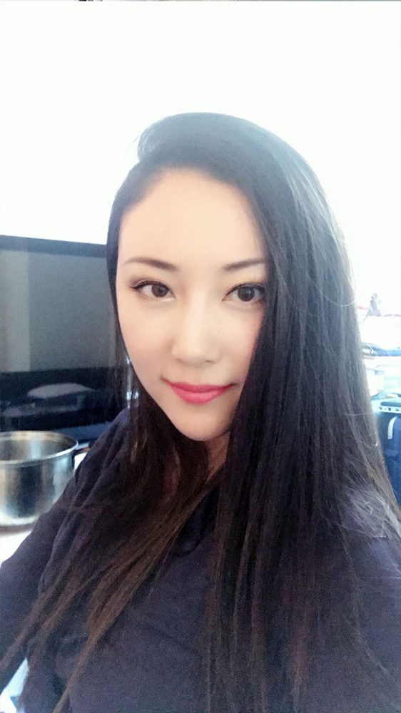 Lilyj, companion in San Francisco