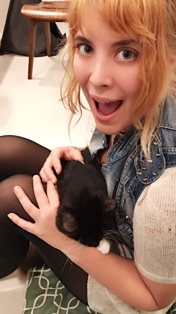 Rebecca, companion in Los Angeles
