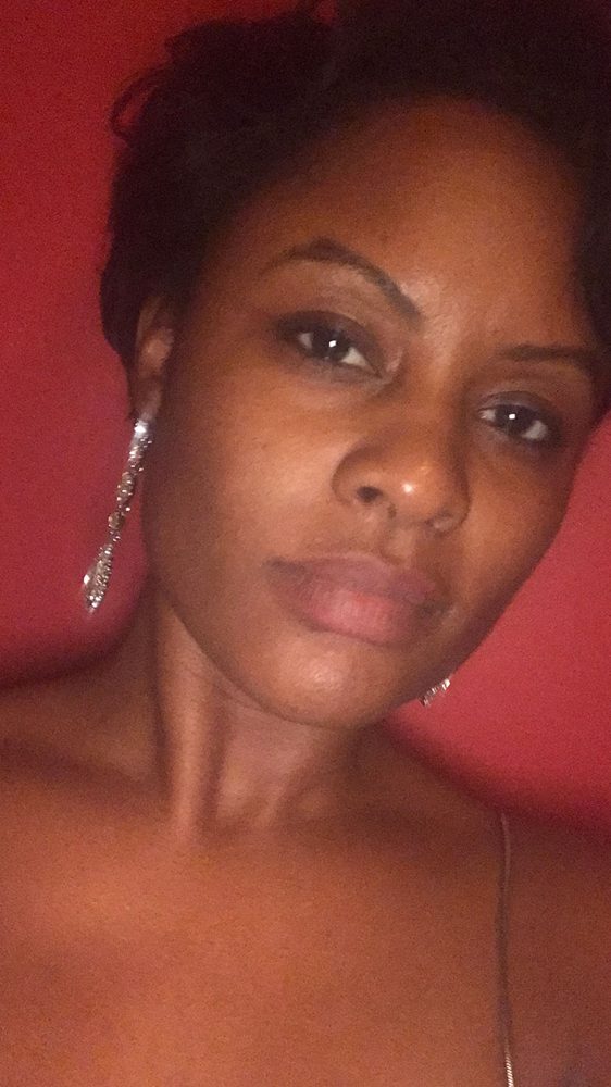 Tracie, companion in Miami